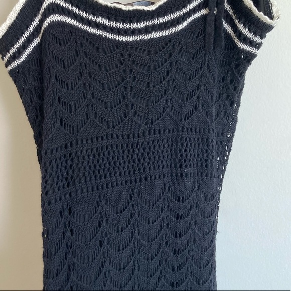 BCBG bohemian crochet midi dress, self tie straps, fully lined, form fitting - Picture 3 of 4